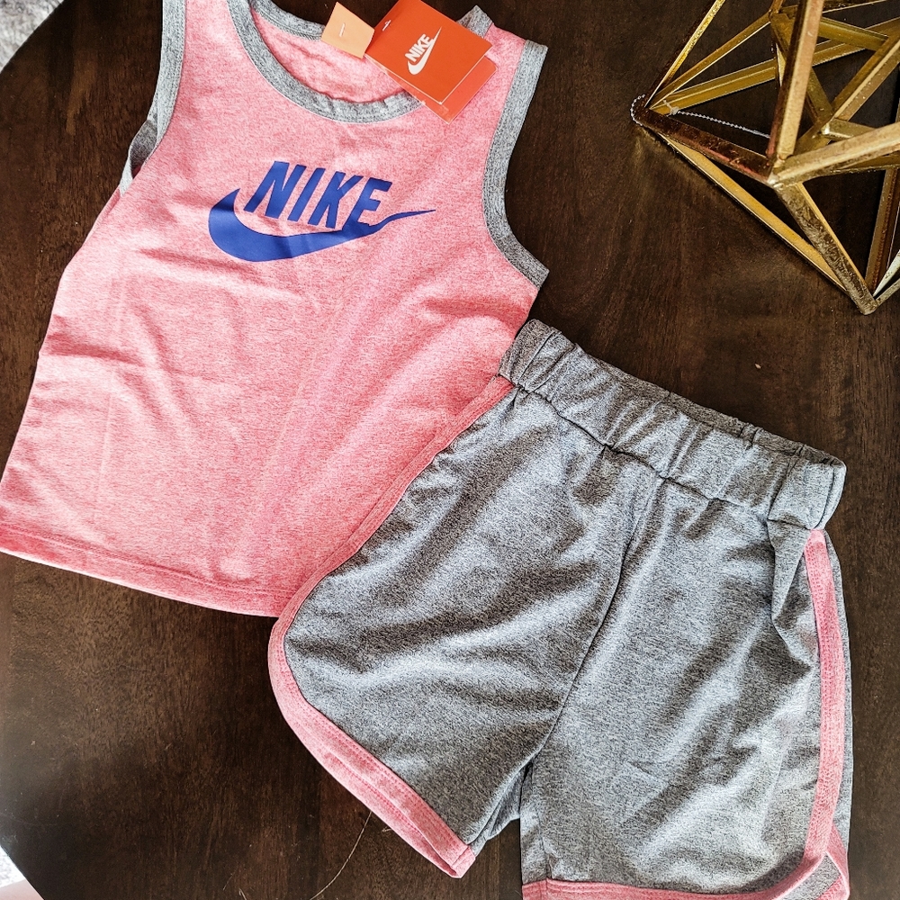 Nwt Nike children's track short set
